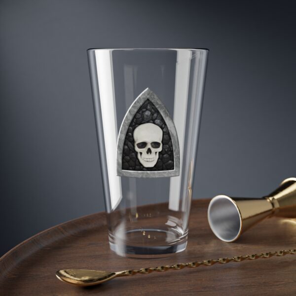 16 oz pint glass with the dnd symbol of Myrkul, fantasy deity of dungeons and dragons, on table
