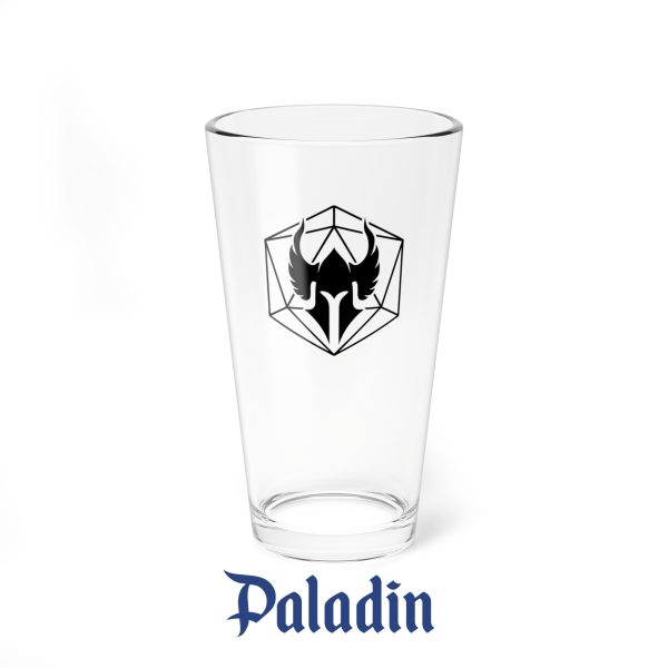 A drinking glass featuring the DnD symbol of the Paladin class