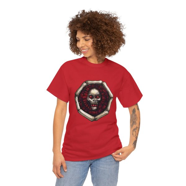 Symbol of Iuz, a grinning human skull with blood-red highlights, on a red shirt worn by a woman