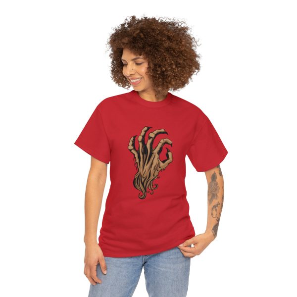 The symbol of Malar, the Beastlord, an upright bestial claw hand with brown fur, on a red shirt worn by a woman