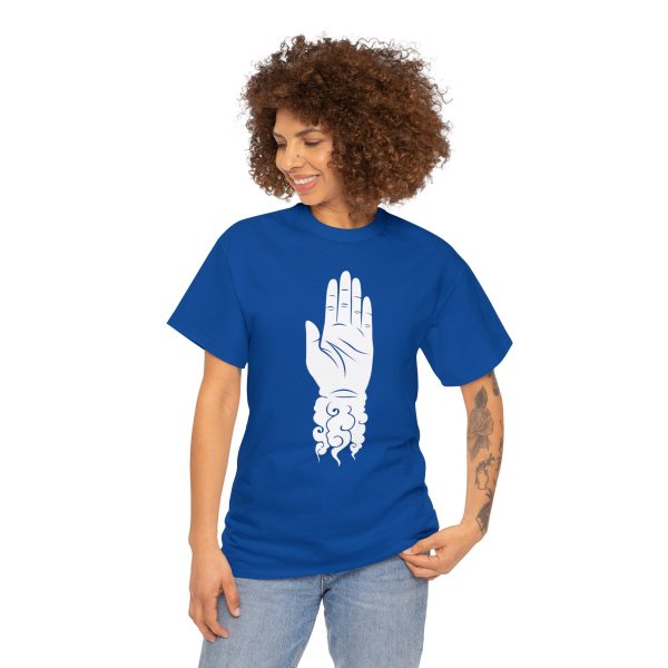 The symbol of Shaundakul, an upright left hand with its wrist trailing away into rippling winds, on a royal blue t-shirt on a woman