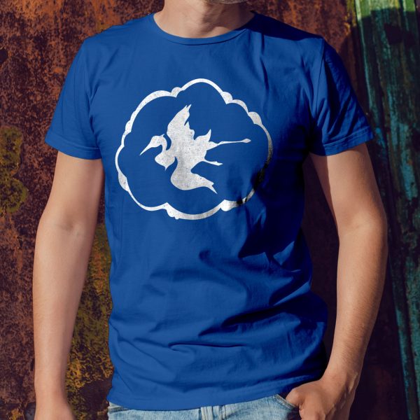A shirt with the symbol of Aerdrie Faenya, a bird in a cloud. The goddess of air and freedom. Her symbol on a royal blue shirt worn by a man leaning against a wall